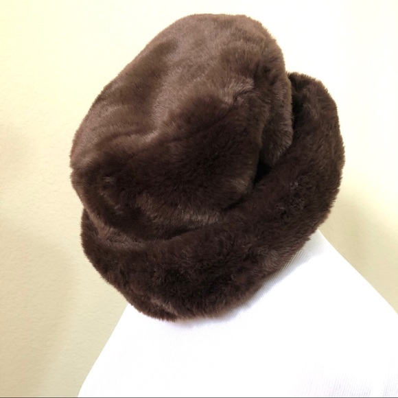 NWT Nine West Faux Fur Cloche Chocolate Brown Hat - Picture 2 of 3